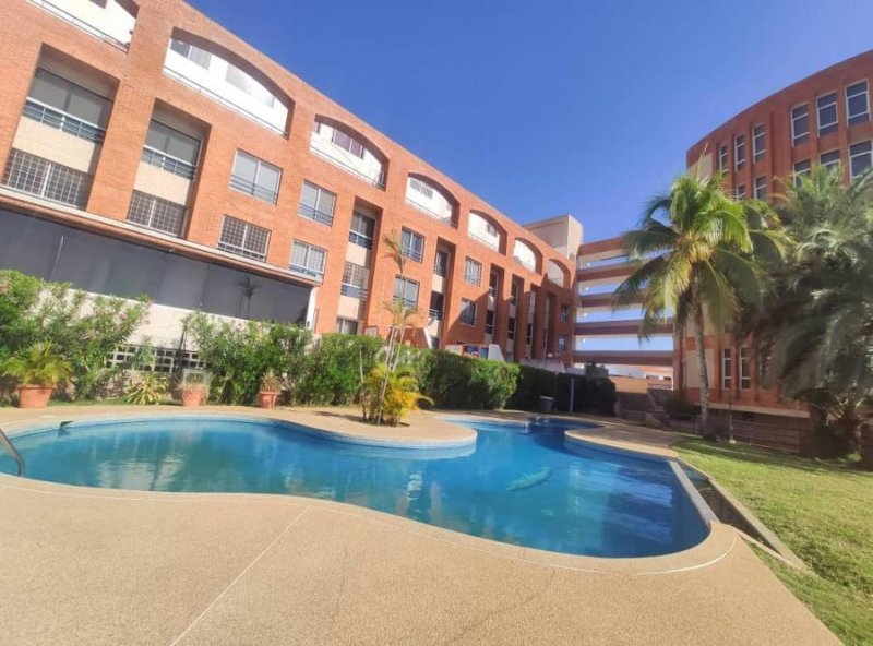 68m2  AMOBLADO  CON AIRE AC Y PISCINA MLS#23-15801 R A H Pablo Velozo