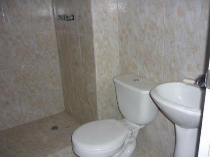 Foto Apartamento en Venta en Barquisimeto, Lara - BsF 27.000.000 - APV84871 - BienesOnLine