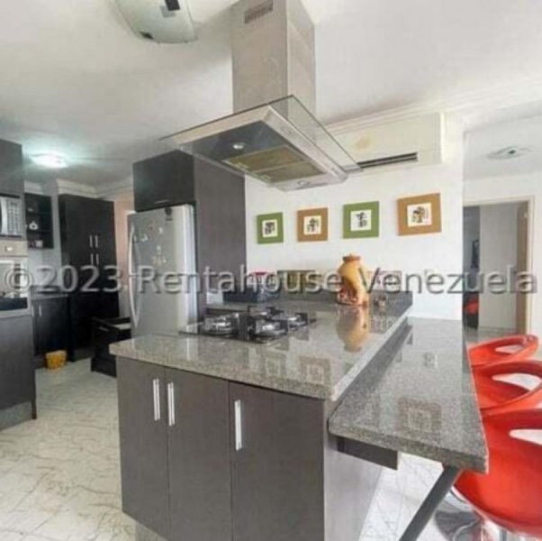 Apartamento en Venta en Carirubana Punto Fijo, Falcón