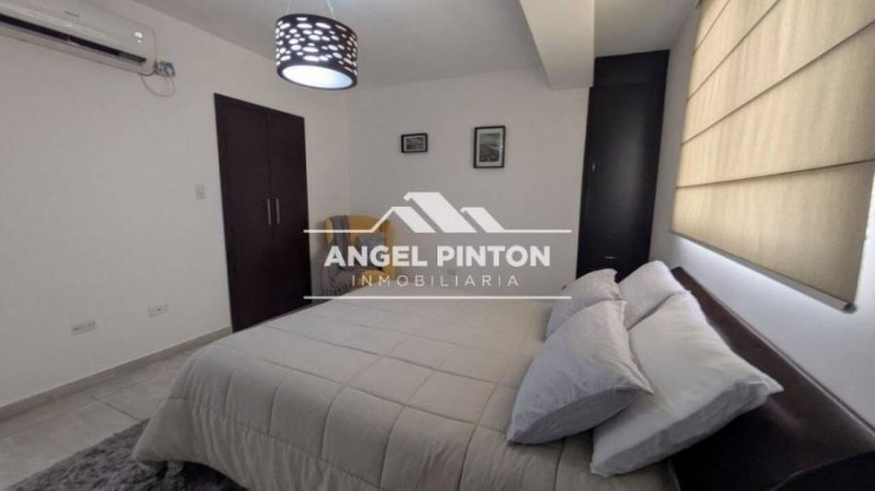 APARTAMENTO ALQUILER AV CECILIO ACOSTA COSTA TAORMINA MARACAIBO API 7135
