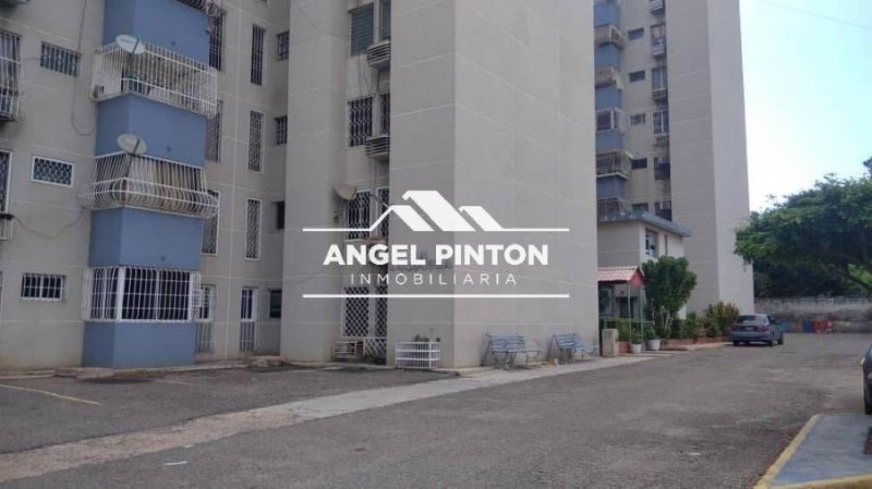 Foto Apartamento en Alquiler en Maracaibo, Zulia - U$D 170 - APA240414 - BienesOnLine