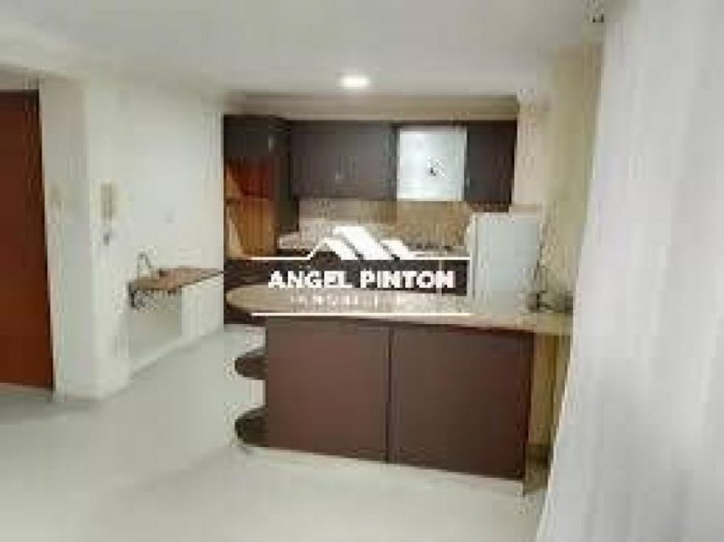 APARTAMENTO ALQUILER TEMPORAL ZONA NORTE MARACAIBO API 6536