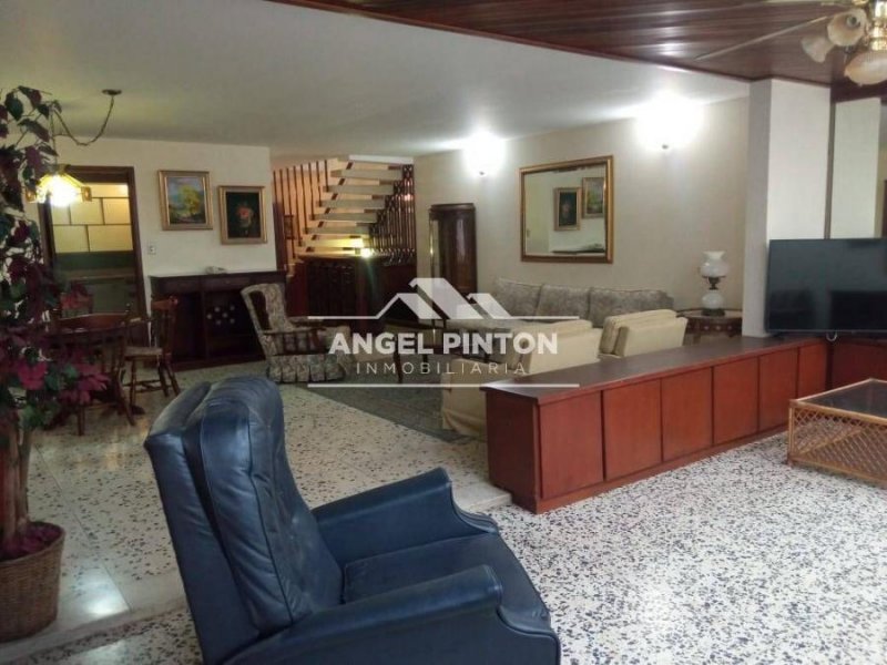 Foto Apartamento en Alquiler en Maracaibo, Zulia - U$D 300 - APA196405 - BienesOnLine