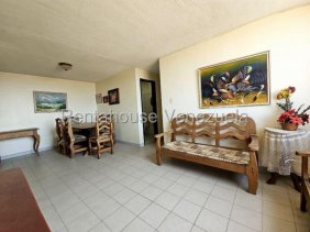 Apartamento en Alquiler en Girardot Maracay, Aragua