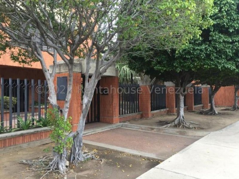 Foto Apartamento en Alquiler en Maracaibo, Zulia - U$D 300 - APA219908 - BienesOnLine