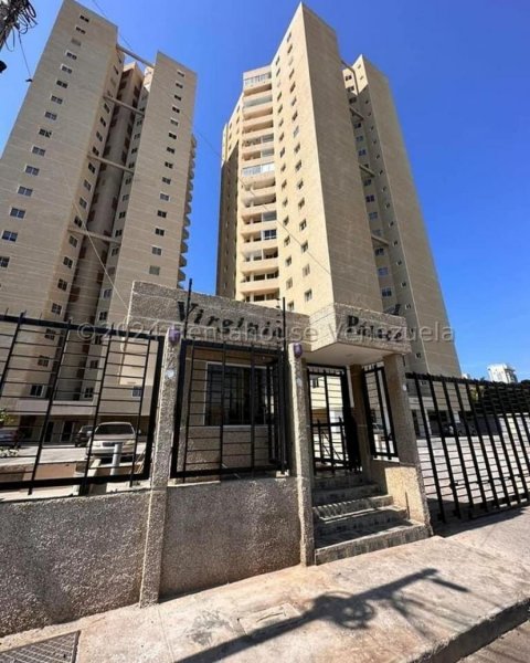 Foto Apartamento en Venta en Maracaibo, Zulia - U$D 35.500 - APV234397 - BienesOnLine