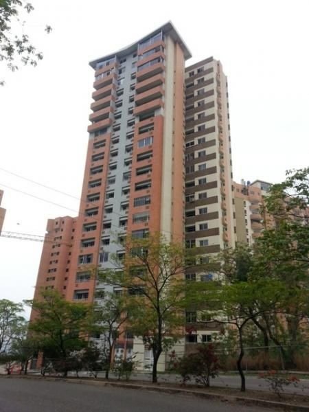 Foto Apartamento en Venta en LAS CHIMENEAS, Valencia, Carabobo - U$D 55.000 - APV142227 - BienesOnLine