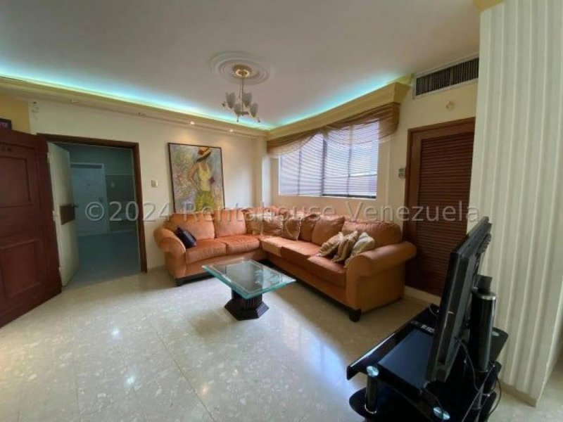 Foto Apartamento en Venta en Maracaibo, Zulia - U$D 65.000 - APV242760 - BienesOnLine