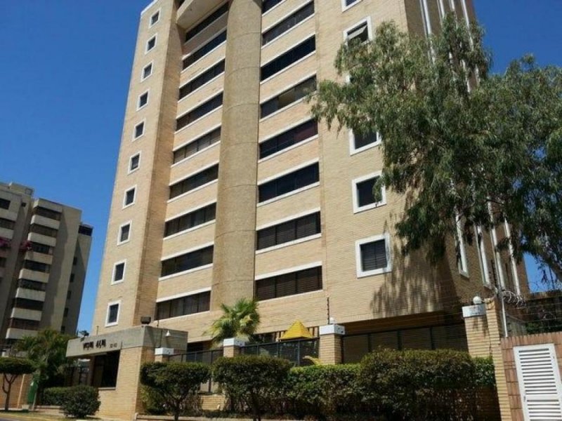 Foto Apartamento en Venta en Maracaibo, Zulia - U$D 45.000 - APV199597 - BienesOnLine