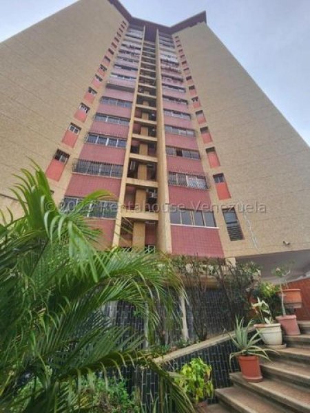 Foto Apartamento en Venta en Maracaibo, Zulia - U$D 27.500 - APV216299 - BienesOnLine