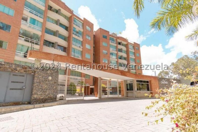 Foto Apartamento en Venta en LOMAS DEL SOL, Caracas, Distrito Federal - U$D 166.998 - APV238513 - BienesOnLine