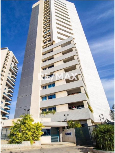 Foto Apartamento en Venta en Maracaibo, Zulia - U$D 500.000 - APV226230 - BienesOnLine