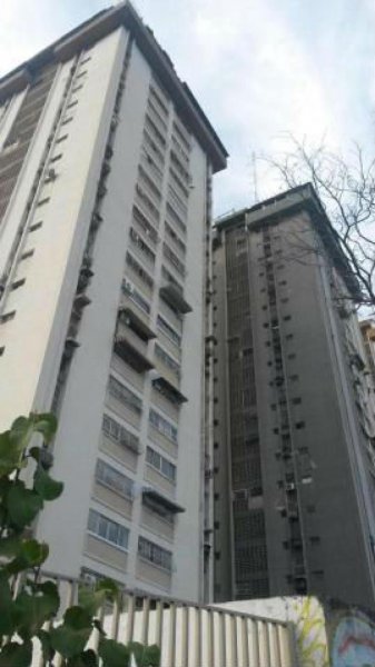 Foto Apartamento en Venta en Parque Aragua, Maracay, Aragua - BsF 33.000.000 - APV96961 - BienesOnLine