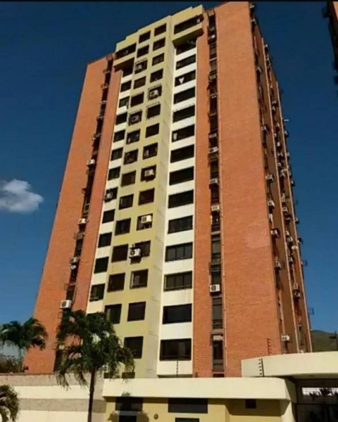 Foto Apartamento en Venta en VALENCIA, URBANIZACIÓN LOS MANGOS, Carabobo - U$D 25.000 - APV195260 - BienesOnLine