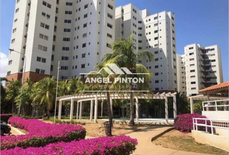 Foto Apartamento en Alquiler en Maracaibo, Zulia - U$D 400 - APA205799 - BienesOnLine