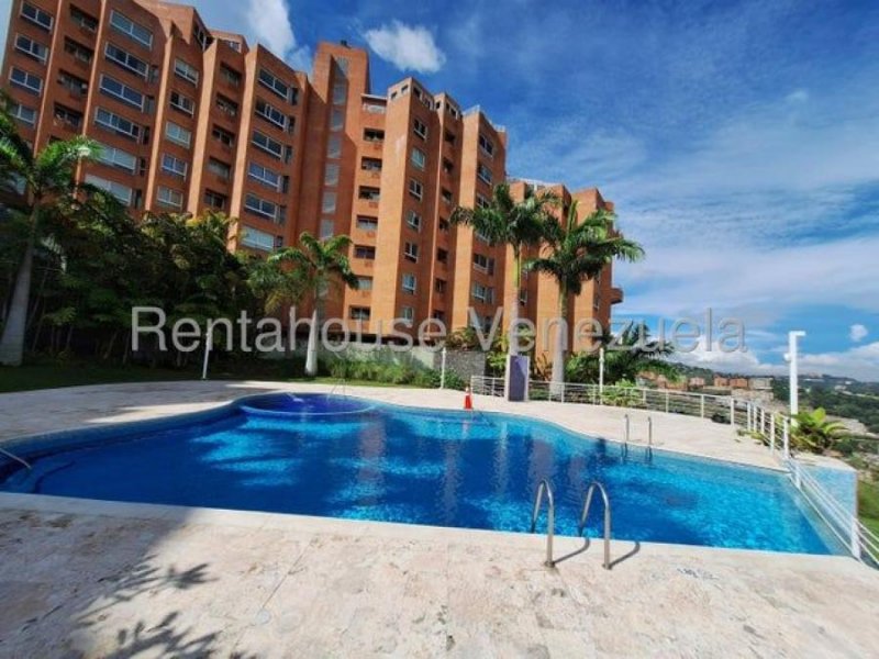 Apartamento en Alquiler en el solar del hatillo Santa Rosalía de Palermo, Miranda