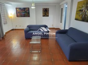APARTAMENTO EN ALQUILER EN AV CECILIO ACOSTA MARACAIBO API 7076