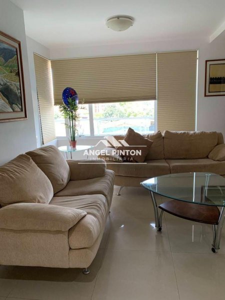 Foto Apartamento en Alquiler en Avenida el milagro, Maracaibo, Zulia - U$D 440 - APA236562 - BienesOnLine