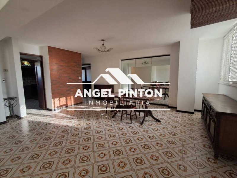 Foto Apartamento en Alquiler en Avenida Las Delicias, Maracaibo, Zulia, Maracaibo, Zulia - U$D 250 - APA246906 - BienesOnLine