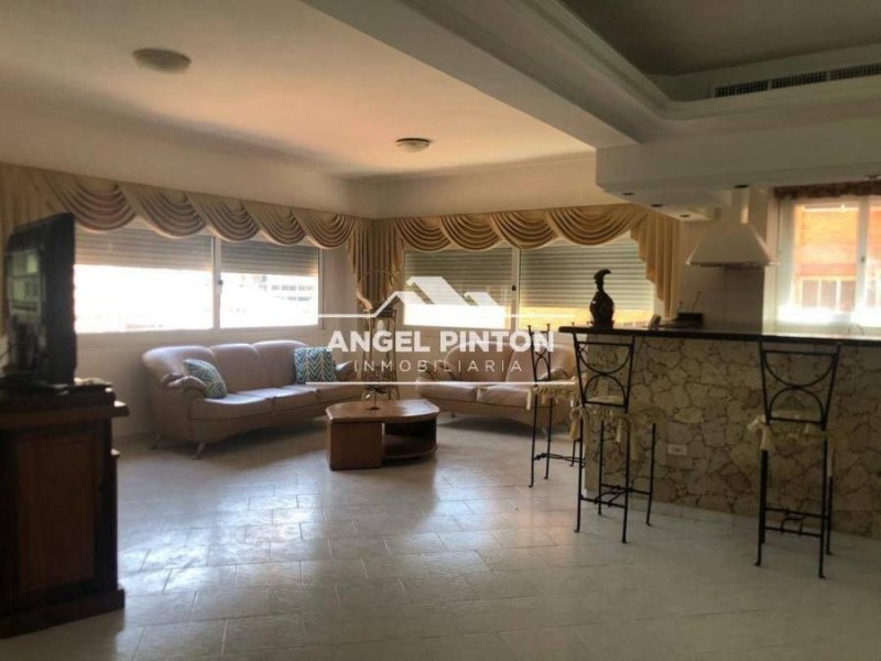 Foto Apartamento en Alquiler en Este, Maracaibo, Zulia - U$D 400 - APA240155 - BienesOnLine