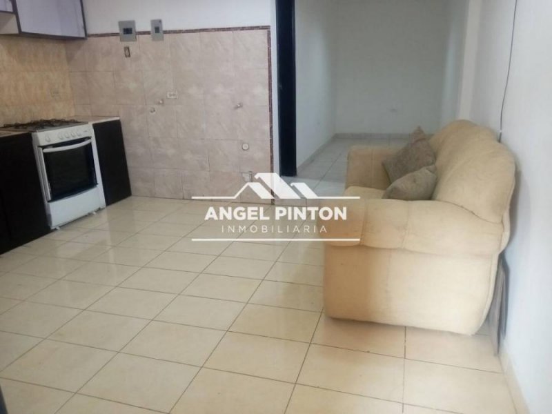 Foto Apartamento en Alquiler en Maracaibo, Zulia - U$D 200 - APA239451 - BienesOnLine