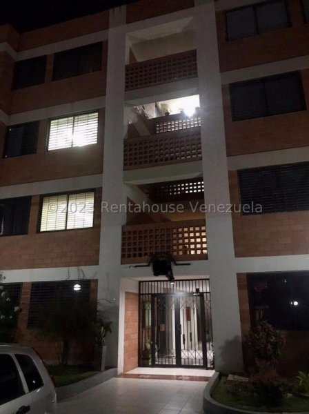 Foto Apartamento en Alquiler en Maracaibo, Maracaibo, Zulia - U$D 250 - APA187801 - BienesOnLine