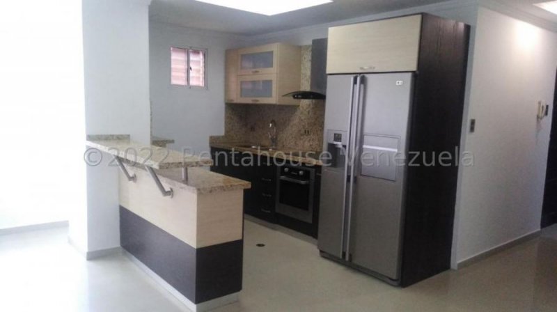 Foto Apartamento en Alquiler en Maracaibo, Zulia - U$D 299 - APA185901 - BienesOnLine