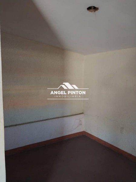 Foto Apartamento en Alquiler en San Francisco, Zulia - U$D 150 - APA245995 - BienesOnLine