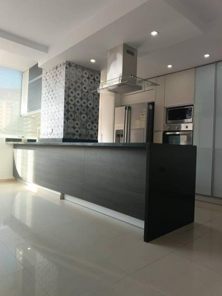 Foto Apartamento en Alquiler en san jose, Valencia, Carabobo - U$D 300 - APA221681 - BienesOnLine