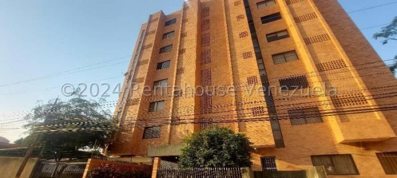 Foto Apartamento en Alquiler en Maracaibo, Zulia - U$D 300 - APA223247 - BienesOnLine