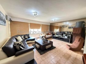 Apartamento en Alquiler en La Urbina Caracas, Distrito Federal