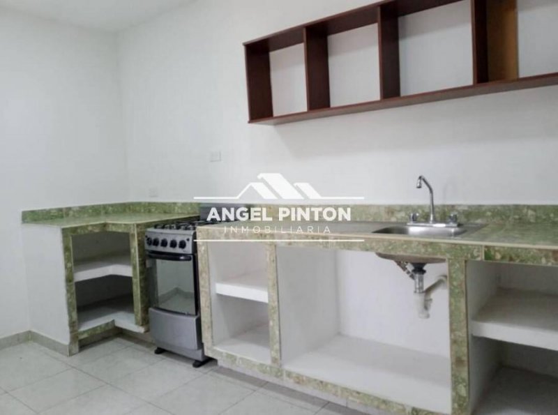 Foto Apartamento en Venta en Maracaibo, Zulia - U$D 180 - APV247203 - BienesOnLine