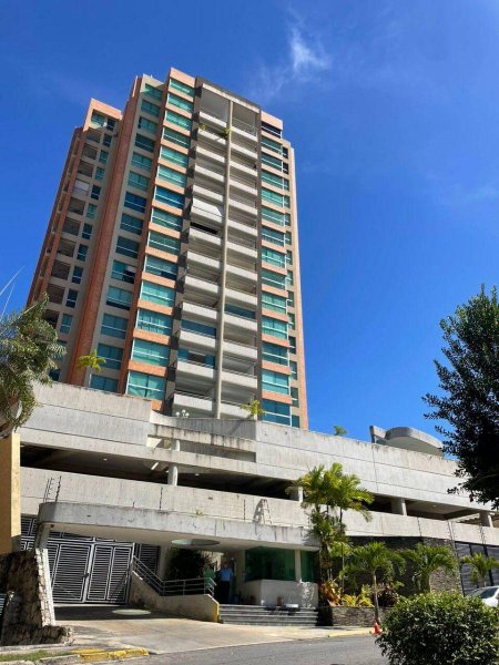 Foto Apartamento en Alquiler en El parral, Carabobo - U$D 550 - APA194966 - BienesOnLine