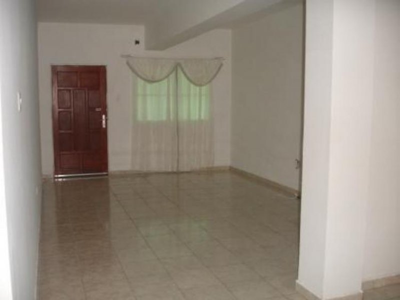 Foto Apartamento en Alquiler en Punto Fijo, Falcón - BsF 4.700 - APA25842 - BienesOnLine