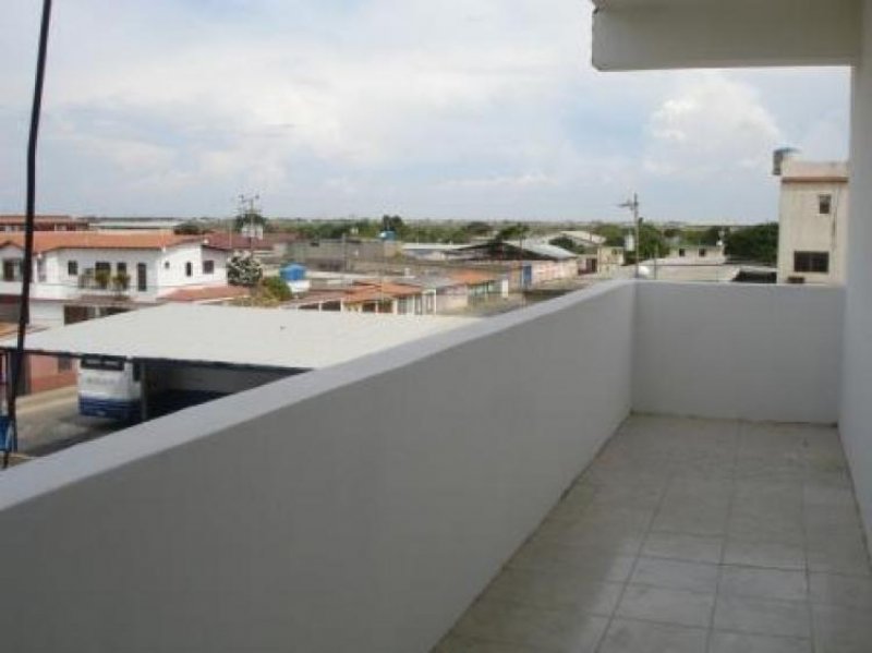 Foto Apartamento en Alquiler en Punto Fijo, Falcón - BsF 4.700 - APA28381 - BienesOnLine