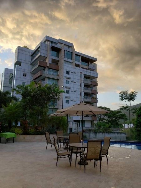 Foto Apartamento en Venta en Altos de Gutaparo, Valencia, Carabobo - U$D 250.000 - APV141251 - BienesOnLine