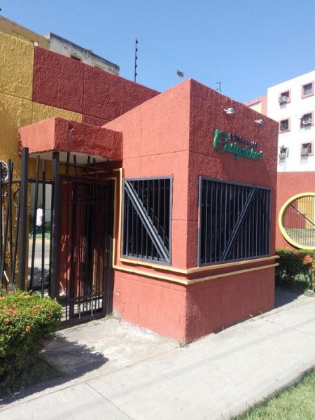 Apartamento en Alquiler en Apartamento en Conj.Res.casaquiaren los guayos Los Guayos, Carabobo