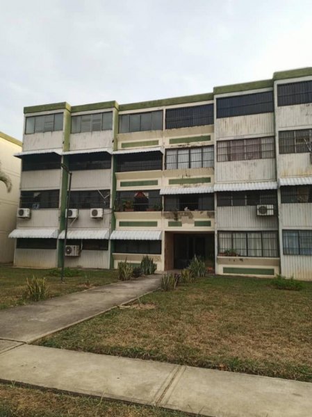 Foto Apartamento en Venta en San Diego, Carabobo - U$D 16.000 - APV220678 - BienesOnLine