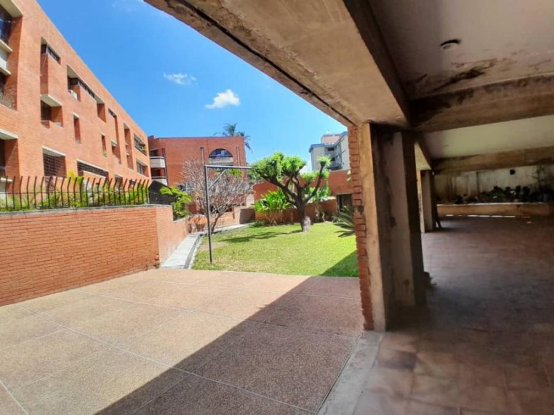 Foto Apartamento en Venta en Chulavista, Urb.Chulavista, Miranda - U$D 350.000 - APV220125 - BienesOnLine