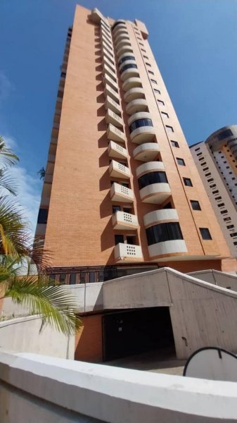 Foto Apartamento en Venta en San José, Valencia, Carabobo - U$D 60.000 - APV224174 - BienesOnLine