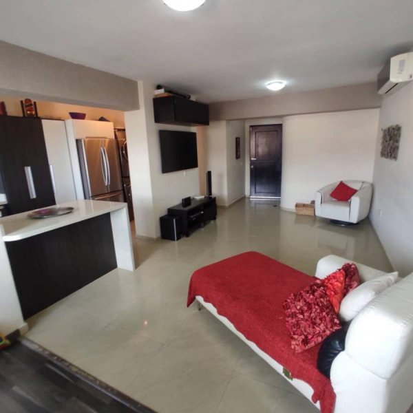 Apartamento en Alquiler en San José Valencia, Carabobo