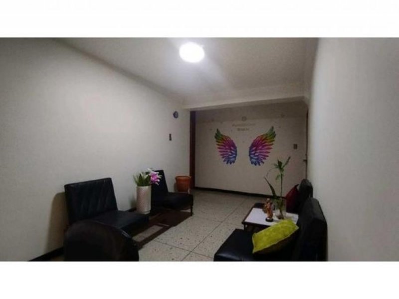 Foto Apartamento en Venta en Valencia, Carabobo - U$D 18.000 - APV241605 - BienesOnLine