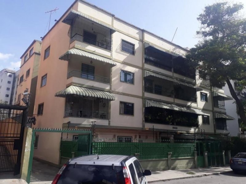 Foto Apartamento en Venta en Municipio Libertador Caracas, Bello Monte, Distrito Federal - U$D 38.000 - APV121767 - BienesOnLine