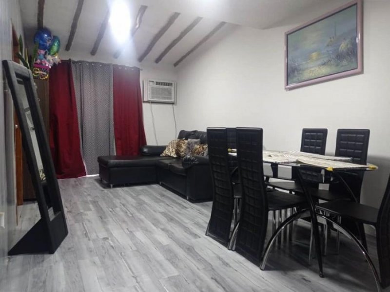 Apartamento en Venta en LECHERIA Diego Bautista Urbaneja, Anzoátegui