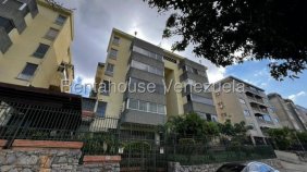 Apartamento en Venta en Cumbres de Curumo Caracas, Distrito Federal