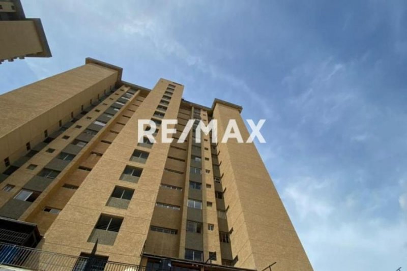 Foto Apartamento en Venta en Maracaibo, Zulia - U$D 45.000 - APV230421 - BienesOnLine