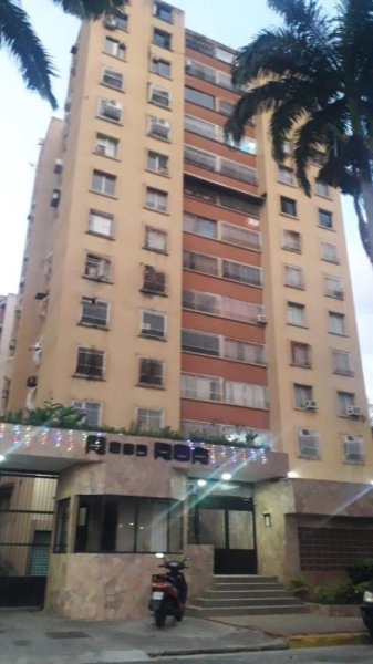 Apartamento en Venta en Las Chimeneas Valencia, Carabobo