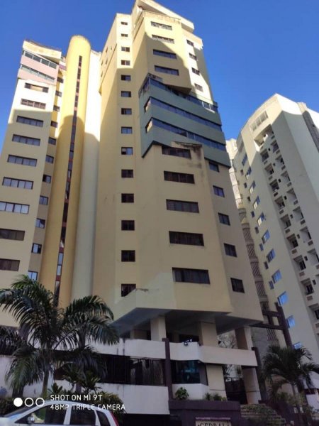 Foto Apartamento en Venta en EL BOSQUE, Valencia, Carabobo - U$D 17.000 - APV143441 - BienesOnLine