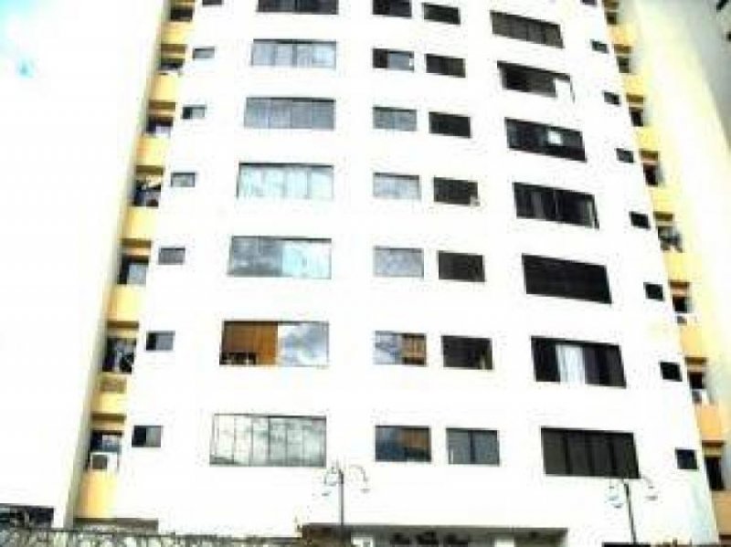 Foto Apartamento en Venta en El Bosque, Valencia, Carabobo - BsF 60.000.000 - APV77699 - BienesOnLine