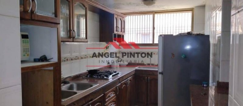 Foto Apartamento en Venta en Maracaibo, Zulia - U$D 8.500 - APV183023 - BienesOnLine